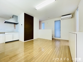 一宮市奥町字三出西　中古一戸建て