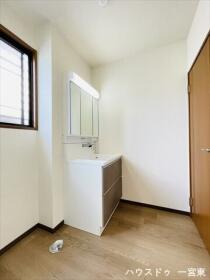 一宮市佐千原字北郷　中古一戸建て