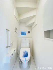 ブルーミングガーデン愛西市諸桑町郷城　全2棟　2号棟　新築一戸建て