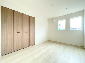 リナージュ名古屋市中川区江松5丁目　新築一戸建て