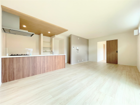 リナージュ名古屋市中川区江松5丁目　新築一戸建て