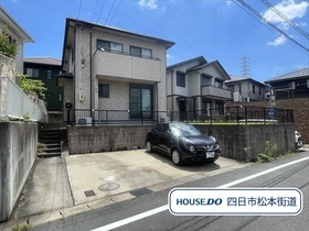 四日市市波木南台4丁目　中古一戸建て