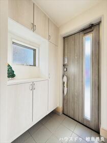 Livele Garden S岐阜市西鶉　全5棟　2号棟　新築一戸建て