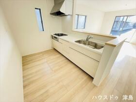 クレイドルガーデン津島市越津町字柳之内　全4棟　2号棟　新築一戸建て