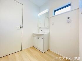 クレイドルガーデン津島市越津町字柳之内　全4棟　2号棟　新築一戸建て