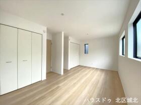 グラファーレ北名古屋市中之郷2期　全4棟　2号棟　新築一戸建て