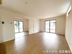 グラファーレ北名古屋市中之郷2期　全4棟　3号棟　新築一戸建て