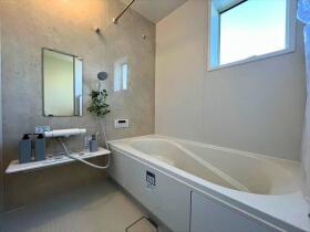 リーブルガーデン四日市市小杉町　全1棟　新築一戸建て