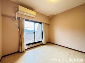 ●ファミール長良ヶ丘