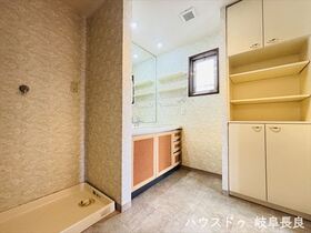 ●ファミール長良ヶ丘