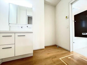 名古屋市港区幸町1丁目　全1棟　新築一戸建て