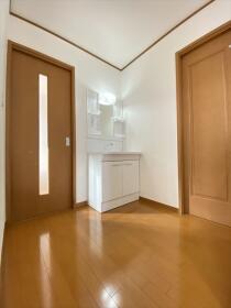 大治町花常本郷西　中古一戸建て