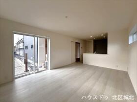 Livele Garden S北名古屋市石橋第3　全2棟　2号棟　新築一戸建て