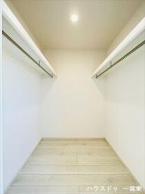 一宮市佐千原屋敷　全2棟　1号棟　新築一戸建て