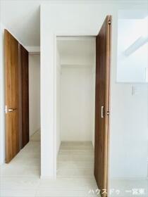 一宮市佐千原屋敷　全2棟　1号棟　新築一戸建て