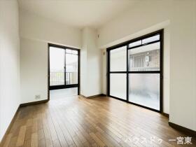 グランレイム小信中島