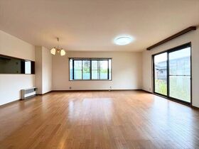 四日市市三滝台4丁目　中古一戸建て