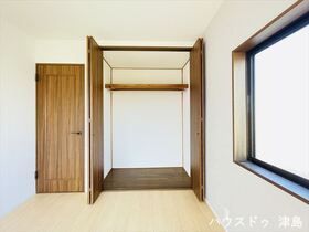 ●津島市神守町字中町　中古一戸建て