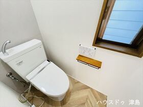 ●津島市神守町字中町　中古一戸建て