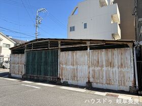 ●岐阜市梅ケ枝町2丁目　建築条件なし土地