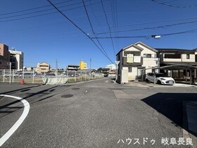 ●岐阜市梅ケ枝町2丁目　建築条件なし土地