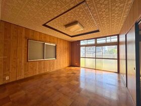 ●海津市南濃町　中古一戸建て