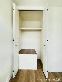 江南市安良町郷中　全3棟　2号棟　新築一戸建て