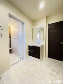 江南市安良町郷中　全3棟　2号棟　新築一戸建て