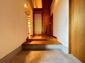 ●桑名市新西方4丁目　中古一戸建て