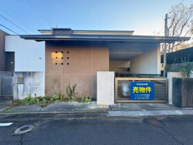 ●桑名市新西方4丁目　中古一戸建て