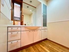 ●桑名市新西方4丁目　中古一戸建て