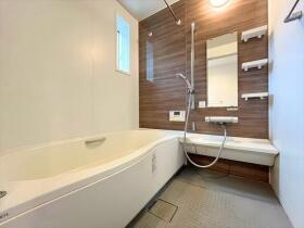 ●桑名市大字東方　メゾネット　中古一戸建て