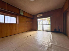 ●桑名市多度町御衣野字山辺浦　中古一戸建て