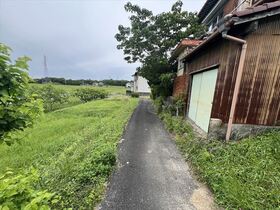 ●桑名市多度町御衣野字山辺浦　中古一戸建て