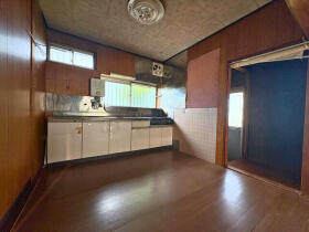 ●桑名市多度町御衣野字山辺浦　中古一戸建て