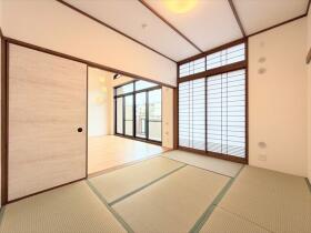 ライオンズヴィアーレ鹿山Ａ棟