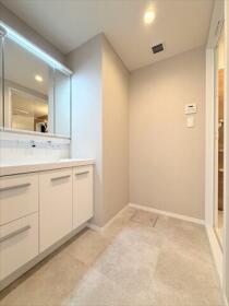 ライオンズヴィアーレ鹿山Ａ棟