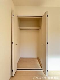 □Livele Garden S岐阜市島田1丁目　全3棟　2号棟　新築一戸建て