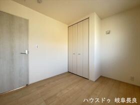 □Livele Garden S岐阜市島田1丁目　全3棟　2号棟　新築一戸建て