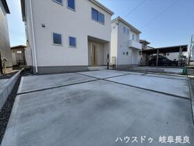 □Livele Garden S岐阜市島田1丁目　全3棟　2号棟　新築一戸建て