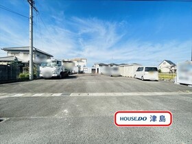 愛西市町方町十二城　建築条件なし土地