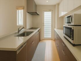 ●四日市市日永西3丁目　中古一戸建て