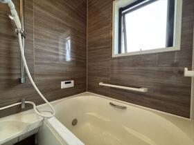 ●名古屋市港区新茶屋5丁目　中古一戸建て