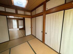 ●名古屋市港区新茶屋5丁目　中古一戸建て