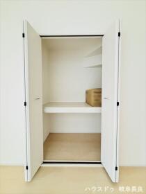 □Livele Garden S岐阜市第2手力町　全2棟　1号棟　新築一戸建て