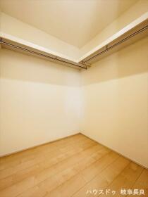 □Livele Garden S岐阜市第2手力町　全2棟　1号棟　新築一戸建て