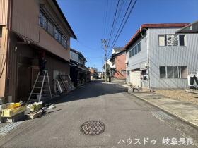 □Livele Garden S岐阜市第2手力町　全2棟　1号棟　新築一戸建て
