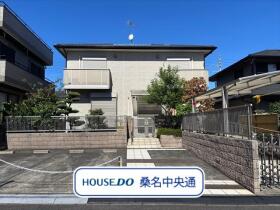 ●桑名市新西方5丁目　中古一戸建て