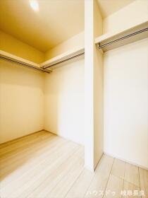 □Livele Garden S岐阜市第2手力町　全2棟　2号棟　新築一戸建て