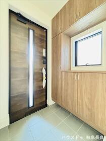 □Livele Garden S岐阜市第2手力町　全2棟　2号棟　新築一戸建て